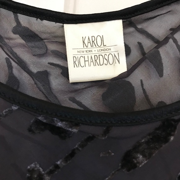 Sleeveless sheer top - Picture 2 of 2